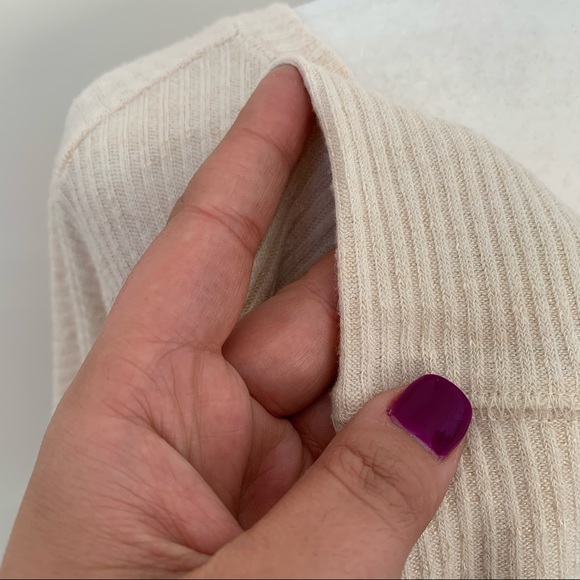 🚫 SOLD 🚫Abercrombie & Fitch Front Tie Sweater - Picture 3 of 8